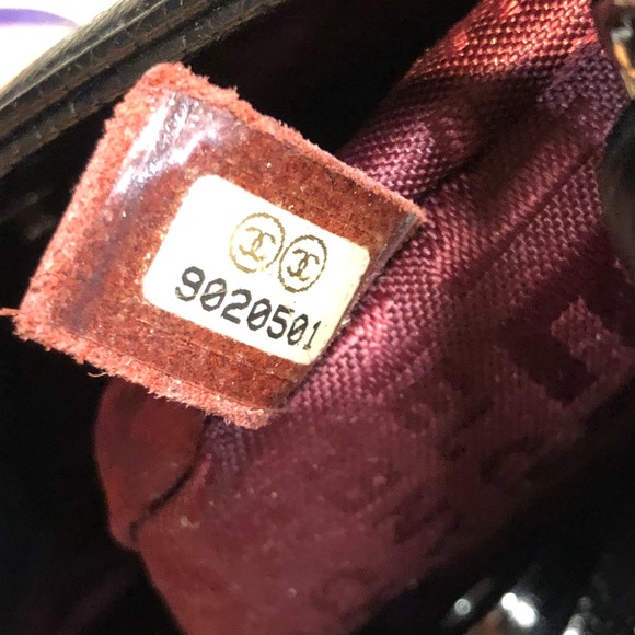 Chanel Sac Pochette Authentic & Rare Leather Bag - Picture 6 of 8